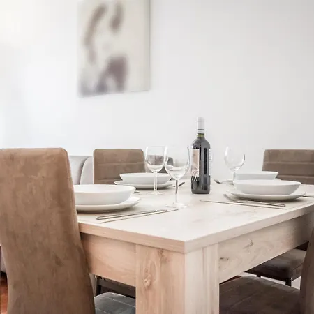 Linate-m4 - Near Metro With Free Wifi & Netflix *