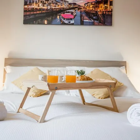 Linate-m4 - Near Metro With Free Wifi & Netflix Appartement Milaan