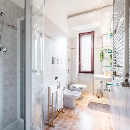 Linate-m4 - Near Metro With Free Wifi & Netflix Appartement